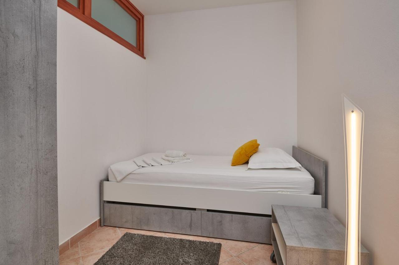 Family Apartment Dubrovnik - Private Jacuzzi Terrace, Private Parking المظهر الخارجي الصورة