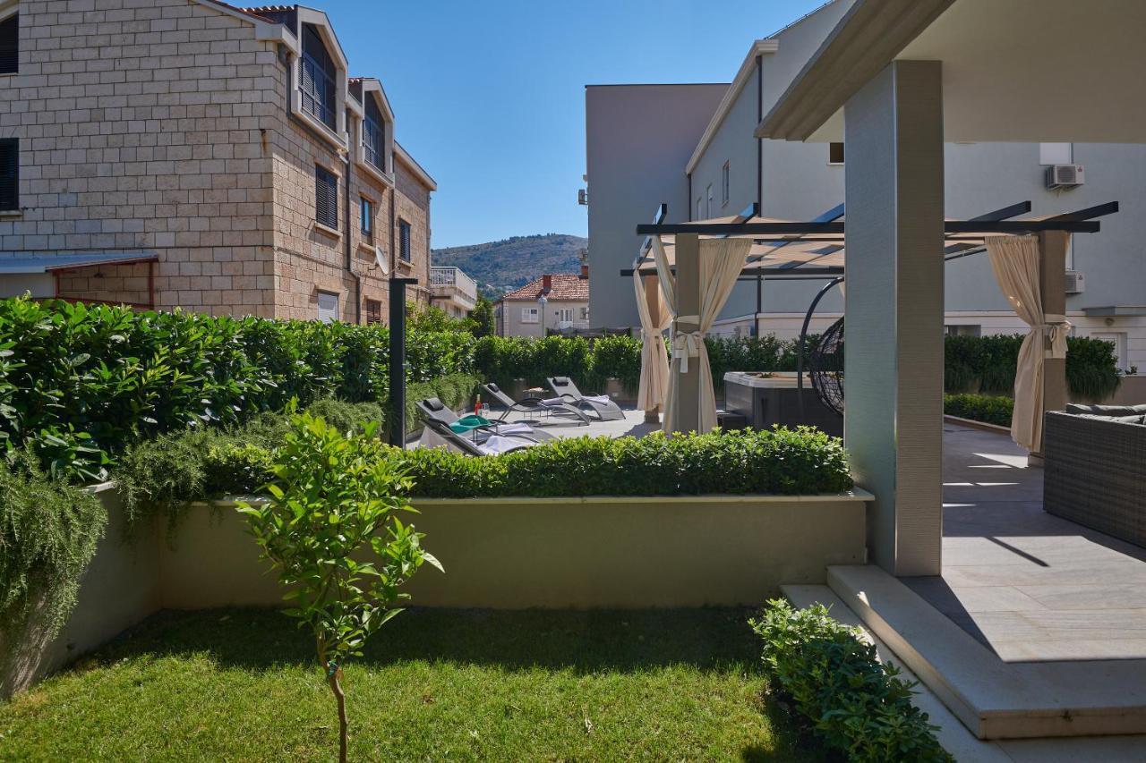 Family Apartment Dubrovnik - Private Jacuzzi Terrace, Private Parking المظهر الخارجي الصورة