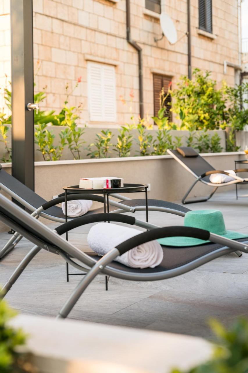 Family Apartment Dubrovnik - Private Jacuzzi Terrace, Private Parking المظهر الخارجي الصورة